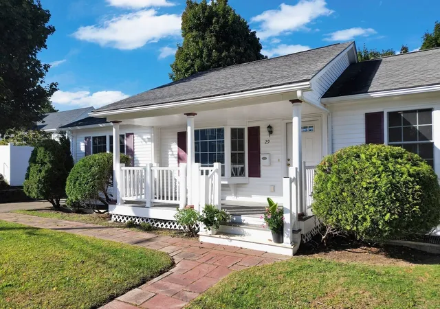 Photo 2 of Single family home for sale at 29 Ashworth Rd, Quincy, MA 02171 | MLS# 73583514 | Listing updated on 2026-10-02
