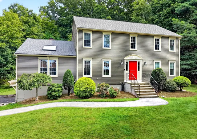 Single family home for sale at 27 Fld Pond Rd, Milford, MA 01757 | MLS# 73576037