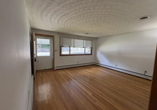 Photo 4 of Single family home for sale at 175 Dana Ave, Worcester, MA 01604 | MLS# 73575790 | Listing updated on 2026-09-14