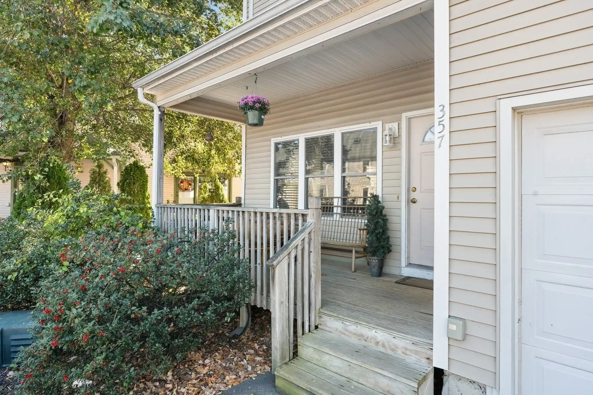 Listing Photo 1 - Condo for sale in 357 Litchfield St located at 357 Litchfield St, Leominster, MA 01453 - Unit #357