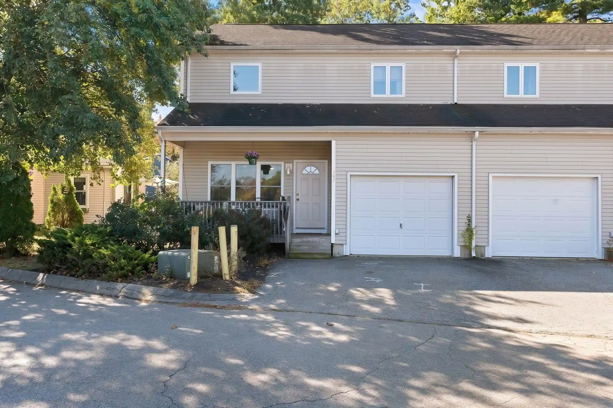 Listing Photo 2 - Condo for sale in 357 Litchfield St located at 357 Litchfield St, Leominster, MA 01453 - Unit #357