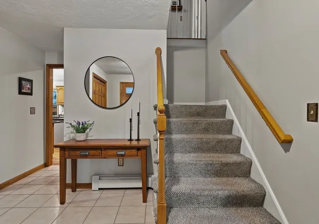 Photo 4 of Sale Pending at 10 Danielle Dr, Grafton, MA 01519 | MLS# 73574879 | Listing updated on 2026-09-30