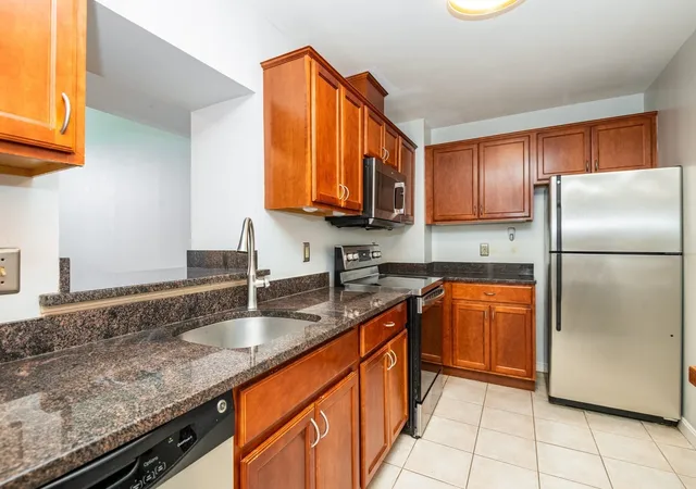 Listing Photo 4 - Condo for sale in building located at 20-30 Daniels St, Malden, MA 02148 - Unit #318