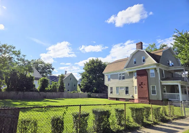 Photo 2 of Single family home for sale at 38 Northampton Ave, Springfield, MA 01109 | MLS# 73582914 | Listing updated on 2026-10-27