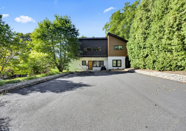 Photo 1 of Single family home for sale at 335 Salisbury St, Worcester, MA 01609 | MLS# 73573817 | Listing updated on 2026-09-14