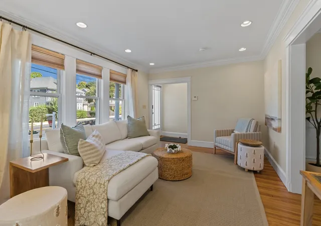 Listing Photo 2 - Condo for sale in building located at 88 Auburn St, Newton, MA 02466 - Unit #90