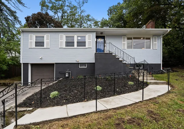 Photo 1 of Sale Pending at 318 Mystic St, Arlington, MA 02474 | MLS# 73584638 | Listing updated on 2026-10-21