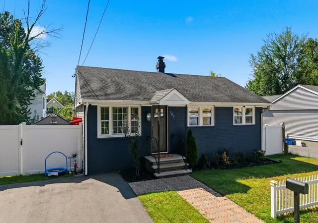 Photo 2 of Single family home for sale at 107 New York St, Lowell, MA 01854 | MLS# 73574740 | Listing updated on 2026-09-13