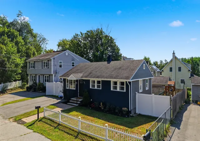 Photo 3 of Single family home for sale at 107 New York St, Lowell, MA 01854 | MLS# 73574740 | Listing updated on 2026-09-13