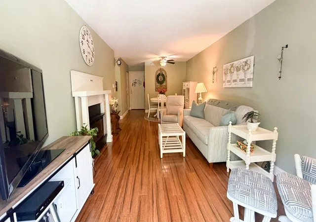 Listing Photo 5 - Condo for sale in building located at 250 Nesmith St, Lowell, MA 01852 - Unit #C9