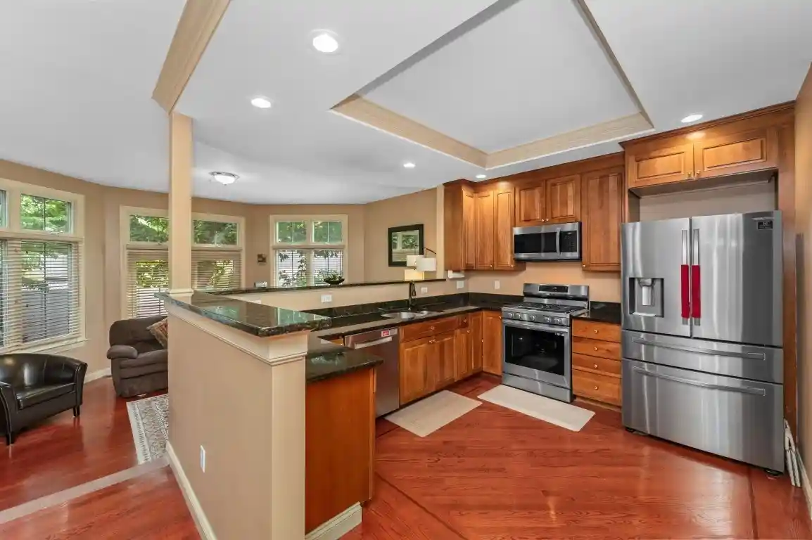 Listing Photo 2 - Condo for sale in 522 Auburn St located at 522 Auburn St, Newton, MA 02466 - Unit #524