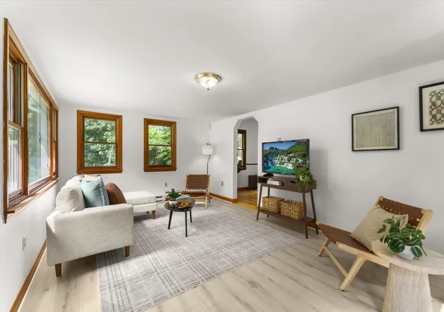 Photo 3 of Single family home for sale at 229 Bent St, Franklin, MA 02038 | MLS# 73574970 | Listing updated on 2026-09-22
