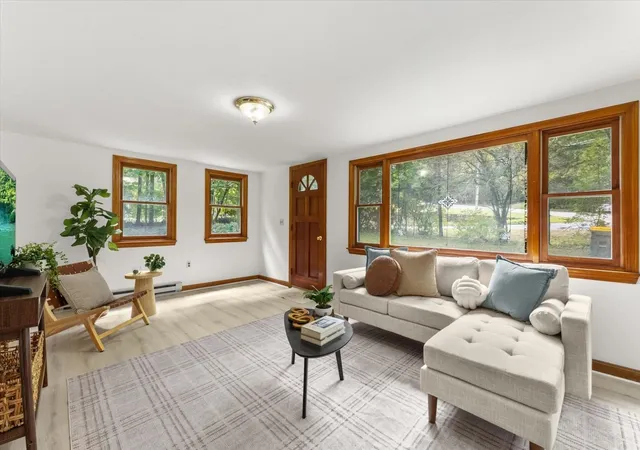 Photo 3 of Single family home for sale at 229 Bent St, Franklin, MA 02038 | MLS# 73574970 | Listing updated on 2026-09-22