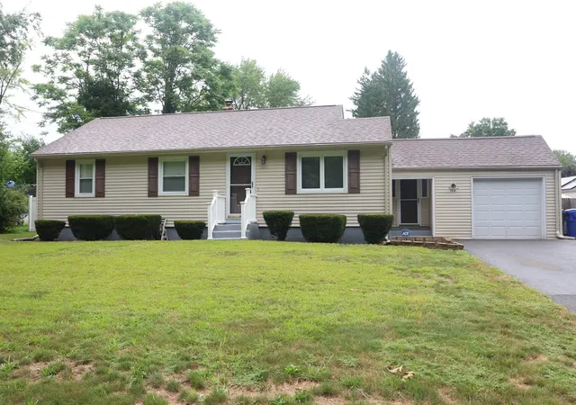 Photo 1 of Single family home for sale at 106 North Brk Rd, Springfield, MA 01119 | MLS# 73585439 | Listing updated on 2026-10-24