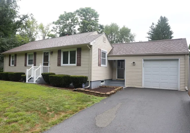 Photo 2 of Single family home for sale at 106 North Brk Rd, Springfield, MA 01119 | MLS# 73585439 | Listing updated on 2026-10-24