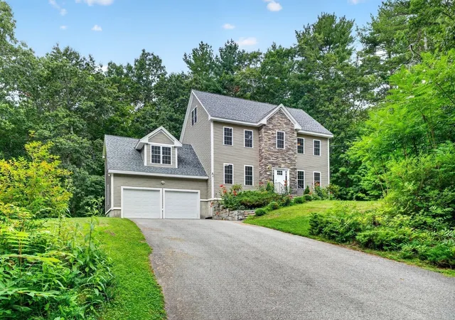 Photo 2 of Single family home for sale at 12 Cowdry Hl Rd, Westford, MA 01886 | MLS# 73571301 | Listing updated on 2026-09-06