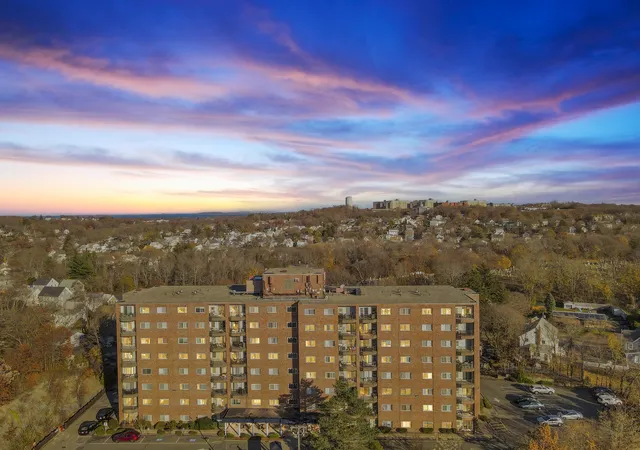 Photo 2 of Condo for sale at 230 Willard St #309, Quincy, MA 02169 | MLS# 73584985 | Listing updated on 2026-10-04