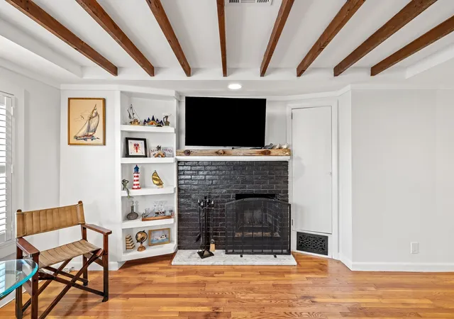 Photo 3 of Condo for sale at 7 Lee #3, Marblehead, MA 01945 | MLS# 73573795 | Listing updated on 2026-09-13