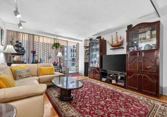Listing Photo 1 - Condo for sale in building located at 44 Washington, Brookline, MA 02445 - Unit #502