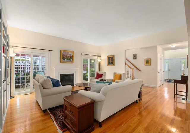 Listing Photo 5 - Condo for sale in building located at 7 Barretts Rd, Hudson, MA 01749 - Unit #7