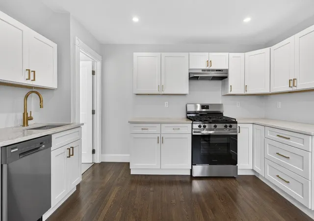 Photo 2 of Condo for sale at 21 Dunlap St #3, Salem, MA 01970 | MLS# 73573628 | Listing updated on 2026-10-23