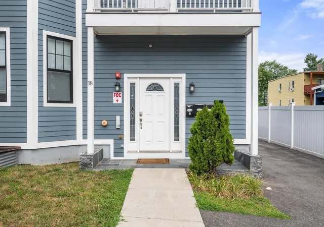 Photo 3 of Condo for sale at 18 Albion St #2, Roxbury, MA 02119 | MLS# 73574170 | Listing updated on 2026-09-13
