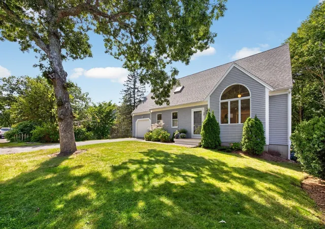 Photo 2 of Sale Pending at 39 Antlers Shore Dr, East Falmouth, MA 02536 | MLS# 73579541 | Listing updated on 2026-10-18
