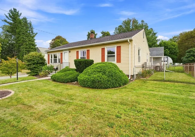 Photo 1 of Single family home for sale at 162 Clark St, Worcester, MA 01606 | MLS# 73579153 | Listing updated on 2026-10-12