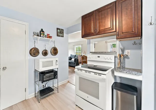 Photo 2 of Single family home for sale at 162 Clark St, Worcester, MA 01606 | MLS# 73579153 | Listing updated on 2026-10-12