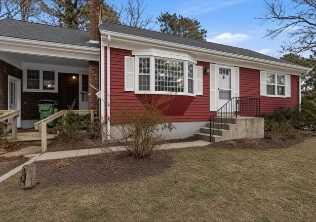 Photo 1 of Single family home for sale at 36 Lakewood Dr, Harwich, MA 02645 | MLS# 73572042 | Listing updated on 2026-09-08