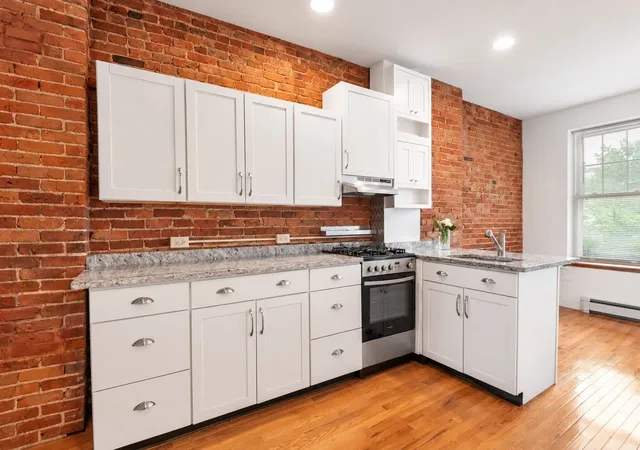 Listing Photo 4 - Condo for sale in building located at 31 Division, Chelsea, MA 02150 - Unit #1
