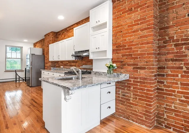 Listing Photo 5 - Condo for sale in building located at 31 Division, Chelsea, MA 02150 - Unit #1