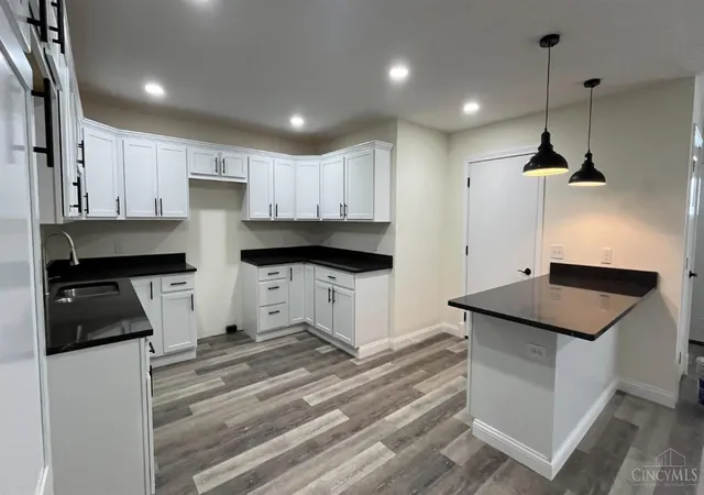 Listing Photo 4 - Condo for sale in building located at 7615 Pea Ridge Rd, Hillsboro, OH 45133 - Unit #A