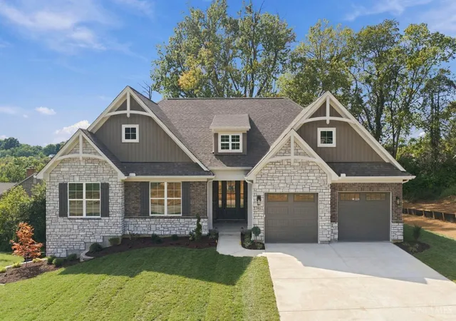 Photo 1 of Single family home for sale at 3105 Laurel Hl Ln, Cincinnati, OH 45248 | MLS# 1842331 | Listing updated on 2026-10-13