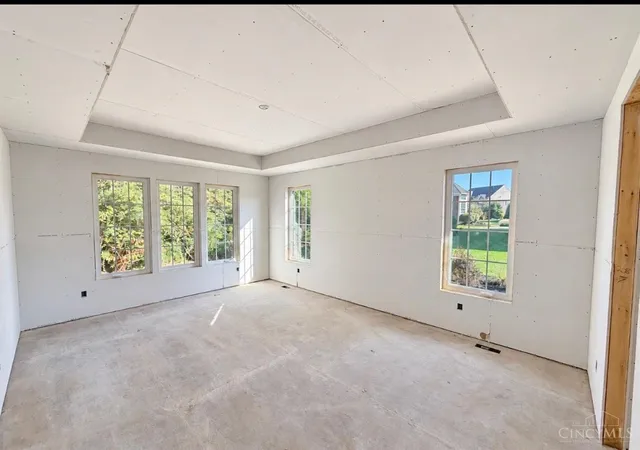 Photo 3 of Single family home for sale at 9867 Kensington Ln, Mason, OH 45040 | MLS# 1858567 | Listing updated on 2026-10-02