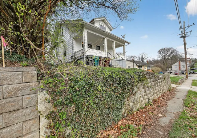 Photo 2 of Sale Pending at 493 Pedretti Ave, Delhi Twp, OH 45238 | MLS# 1873429 | Listing updated on 2026-09-08