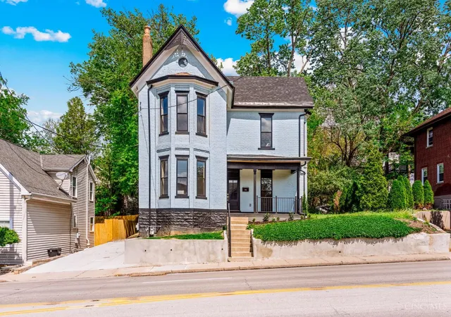 Photo 1 of Sale Pending at 3634 Columbia Pkwy, Cincinnati, OH 45226 | MLS# 1875246 | Listing updated on 2026-09-04