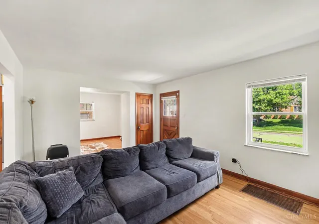 Photo 4 of Single family home for sale at 3825 Virginia Ct, Cincinnati, OH 45248 | MLS# 1877322 | Listing updated on 2026-09-02