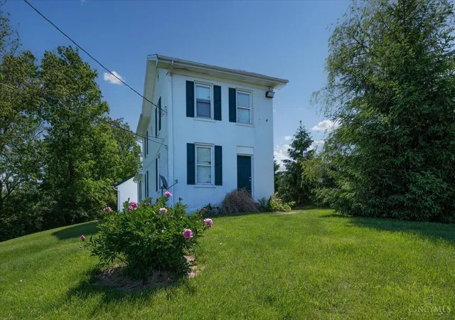 Photo 2 of Single family home for sale at 2201 Hamilton Middletown Rd, Fairfield Twp, OH 45011 | MLS# 1878141 | Listing updated on 2026-09-04