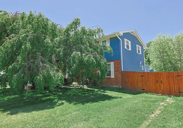 Photo 2 of Single family home for sale at 513 N Columbus Ave, Blanchester, OH 45107 | MLS# 1878585 | Listing updated on 2026-09-08