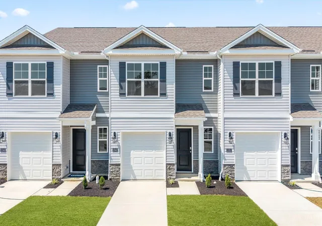 Townhouse for sale at 10347 Mae Ct, Cincinnati, OH 45251 | MLS# 1879542