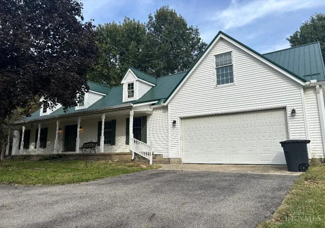 Photo 2 of Single family home for sale at 471 Ogden, Adams Twp, OH 45177 | MLS# 1879003 | Listing updated on 2026-10-01