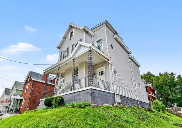 Photo 2 of Multi family home for sale at 1829 Lincoln Ave, Norwood, OH 45212 | MLS# 1879489 | Listing updated on 2026-09-10
