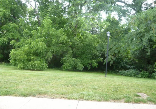 Photo 2 of Townhouse for sale at 3488 Sunbury Ln #325, Colerain Twp, OH 45251 | MLS# 1882240 | Listing updated on 2026-09-04