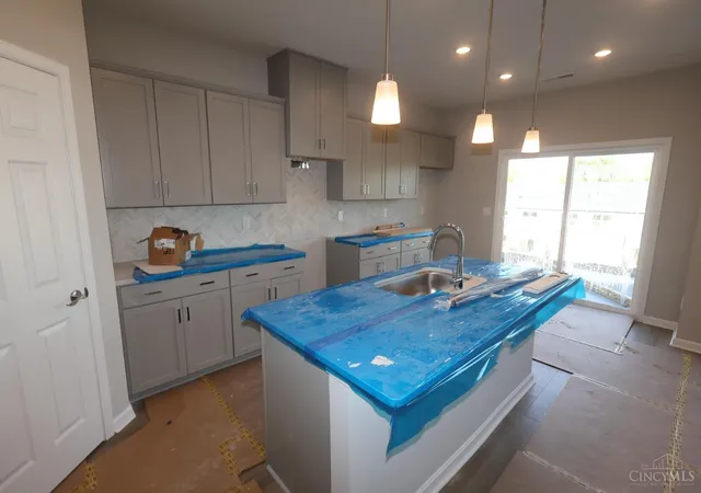 Photo 3 of Sale Pending at 7251 Grandpoint Dr #28, West Chester, OH 45040 | MLS# 1883543 | Listing updated on 2026-10-19