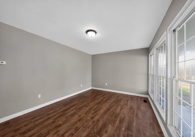 Photo 4 of Sale Pending at 2806 Niagara St, Cincinnati, OH 45251 | MLS# 1881277 | Listing updated on 2026-09-01