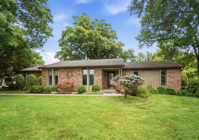 Photo 3 of Single family home for sale at 1460 Ebenezer Rd, Green Twp, OH 45233 | MLS# 1884142 | Listing updated on 2026-09-15