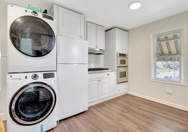 Listing Photo 5 - Condo for sale in building located at 3851 Superior Ave, Silverton, OH 45236