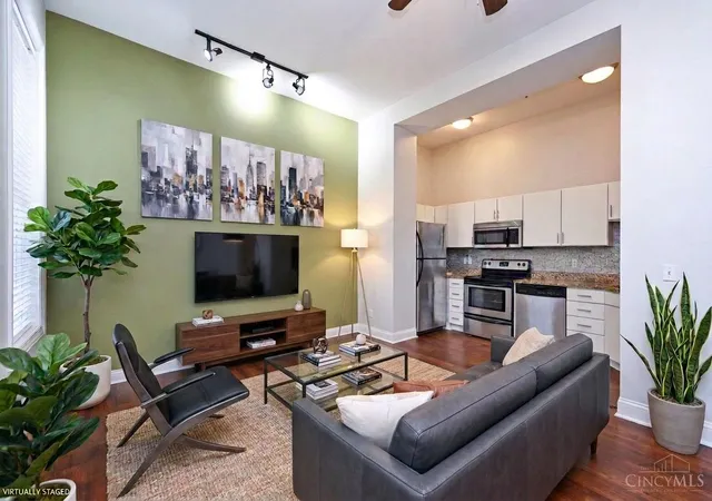 Photo 4 of Condo for sale at 1326 Vine St #B, Cincinnati, OH 45202 | MLS# 1885319 | Listing updated on 2026-09-04