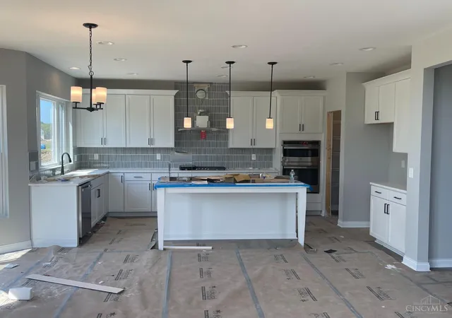 Photo 2 of Single family home for sale at 1753 Goldfinch Ln #87, Miami Twp, OH 45150 | MLS# 1885671 | Listing updated on 2026-09-09